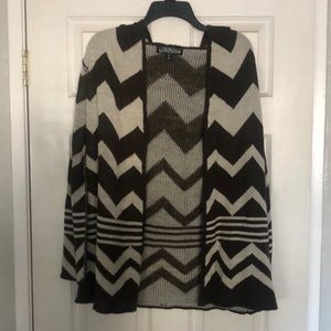 Cardigan w/hood